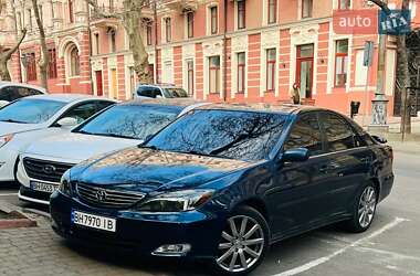 Седан Toyota Camry 2004 в Одессе