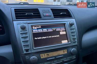 Седан Toyota Camry 2010 в 