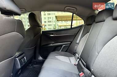 Седан Toyota Camry 2018 в 