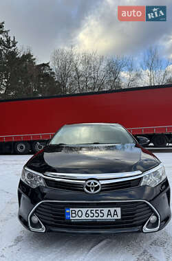 Седан Toyota Camry 2014 в Львове