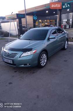 Седан Toyota Camry 2007 в Днепре