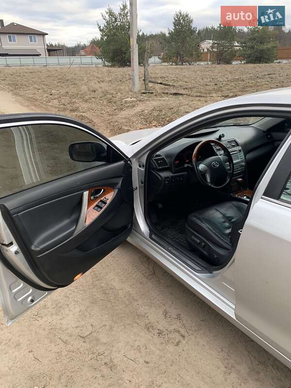 Седан Toyota Camry 2008 в Бучі
