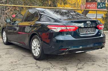 Седан Toyota Camry 2017 в Одессе