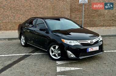 Седан Toyota Camry 2012 в Одессе