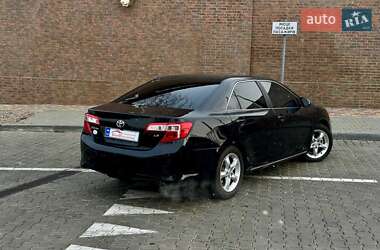 Седан Toyota Camry 2012 в Одессе