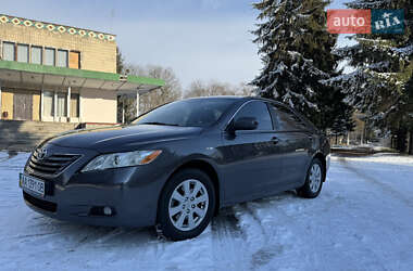 Седан Toyota Camry 2008 в Умани