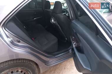Седан Toyota Camry 2015 в 