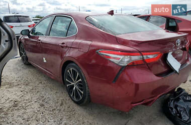 Седан Toyota Camry 2018 в Киеве