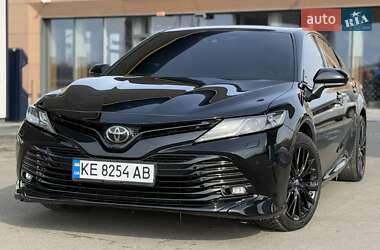 Седан Toyota Camry 2017 в Дніпрі