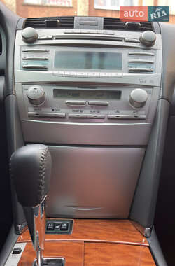 Седан Toyota Camry 2009 в Сумах