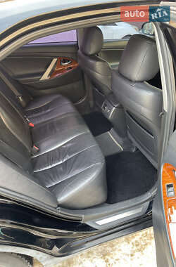 Седан Toyota Camry 2009 в Сумах