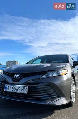 Седан Toyota Camry 2019 в Києві