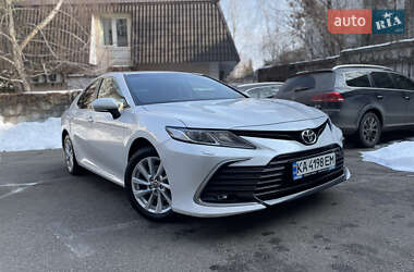 Седан Toyota Camry 2021 в Киеве