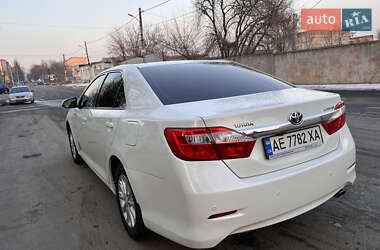 Седан Toyota Camry 2012 в 