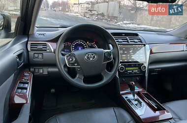 Седан Toyota Camry 2012 в 