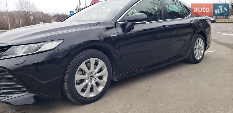 Седан Toyota Camry 2019 в Вінниці
