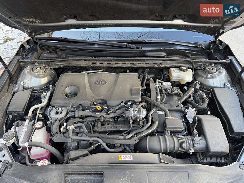 Седан Toyota Camry 2021 в Кременчуці
