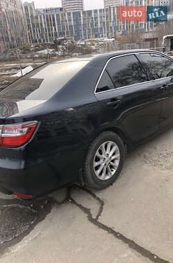 Седан Toyota Camry 2014 в 