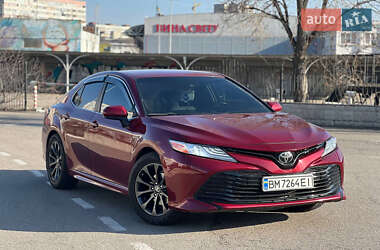 Седан Toyota Camry 2018 в Запорожье