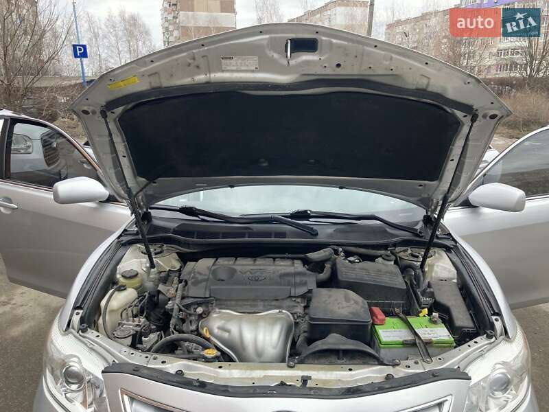 Седан Toyota Camry 2011 в Кропивницькому