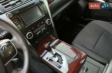 Седан Toyota Camry 2012 в Пятихатках