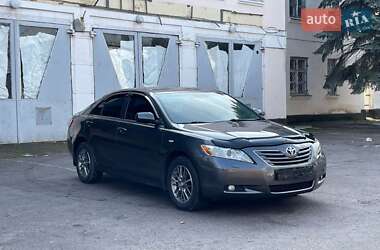 Седан Toyota Camry 2007 в Жовтих Водах