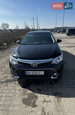 Седан Toyota Camry 2015 в Одессе