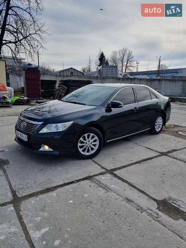 Toyota Camry 2013