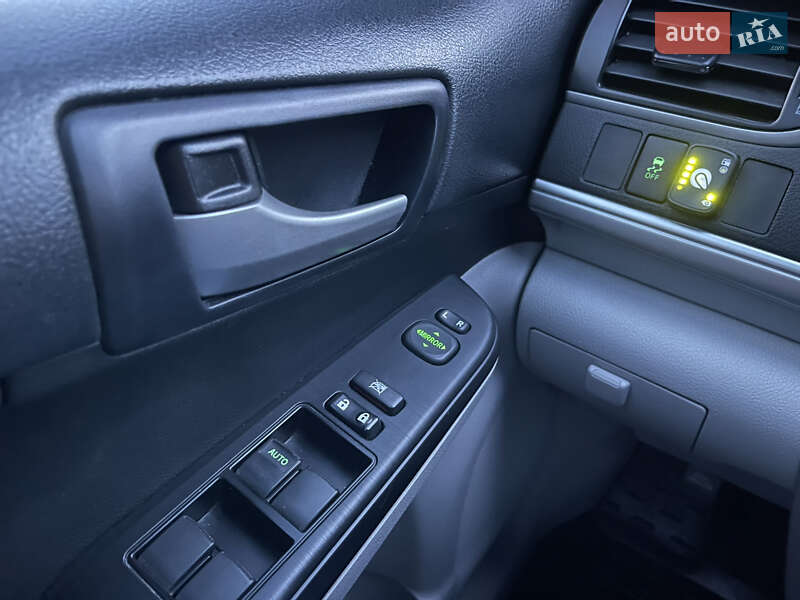 Седан Toyota Camry 2013 в Броварах