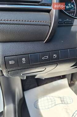 Седан Toyota Camry 2018 в 