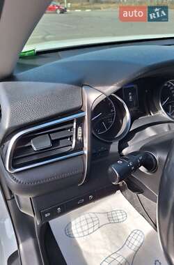 Седан Toyota Camry 2018 в 