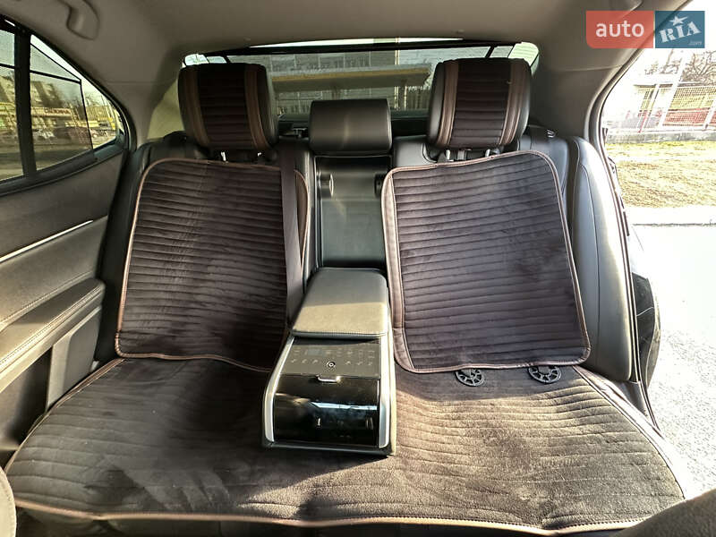 Седан Toyota Camry 2017 в Харькове