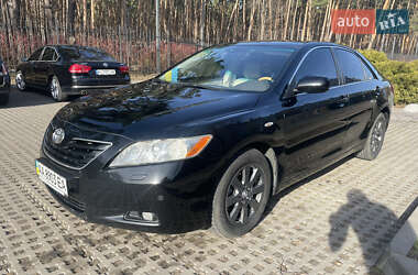 Седан Toyota Camry 2007 в Киеве