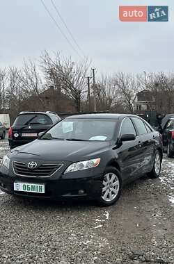 Седан Toyota Camry 2006 в Кривом Роге