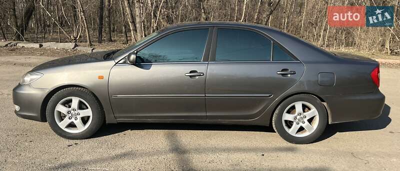 Седан Toyota Camry 2001 в Києві