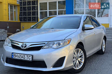 Седан Toyota Camry 2011 в Одессе