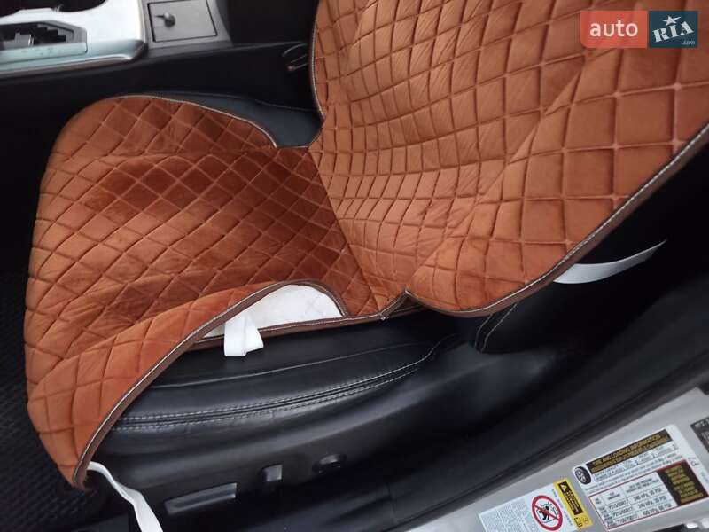 Седан Toyota Camry 2014 в Краснограде