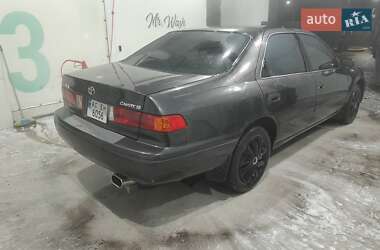 Седан Toyota Camry 2001 в Червонограде