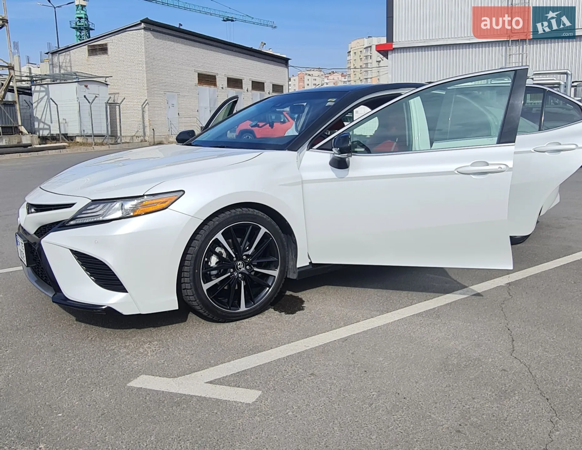 2017 Toyota Camry - мініатюра 2