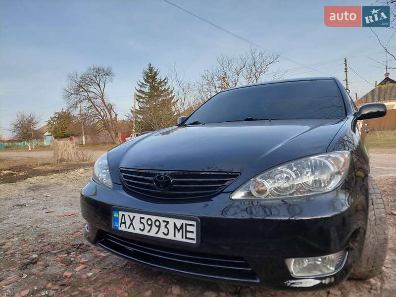 Седан Toyota Camry 2004 в Лозовой