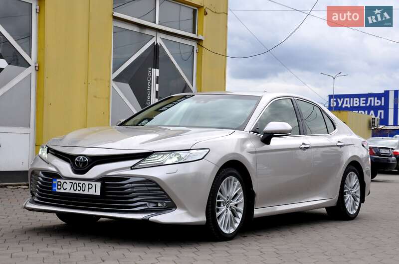 Toyota Camry 2018