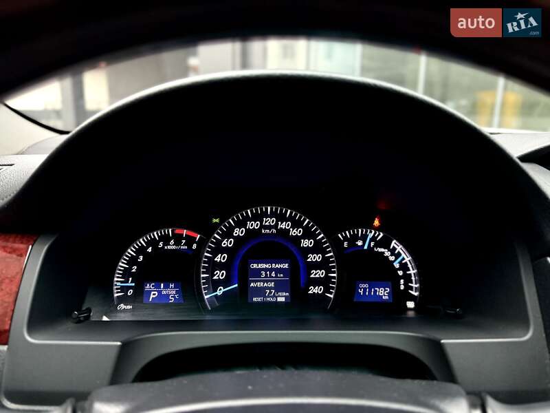 Седан Toyota Camry 2012 в Львове
