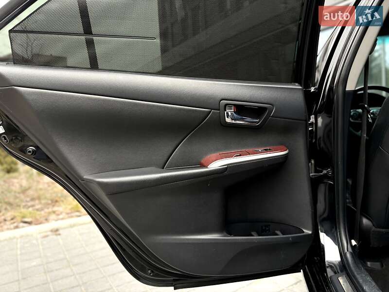 Седан Toyota Camry 2012 в Львове