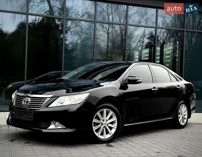 Toyota Camry 2012