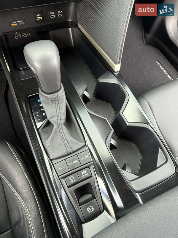 Седан Toyota Camry 2024 в Львові фото 11 Седан Toyota Camry 2024 в Львові