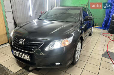 Седан Toyota Camry 2008 в Киеве