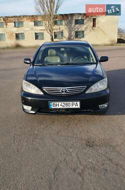 Седан Toyota Camry 2005 в Білгороді-Дністровському