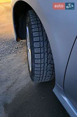 Седан Toyota Camry 2014 в 