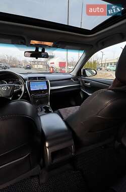 Седан Toyota Camry 2014 в 