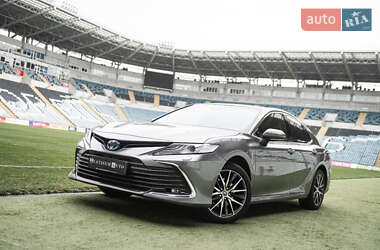 Седан Toyota Camry 2023 в Одесі